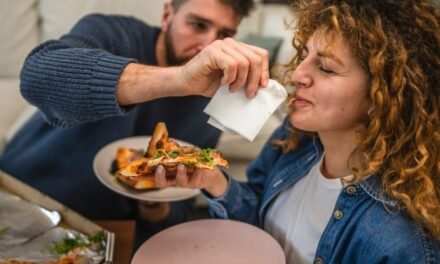 Ya Muizzu Wazifa to Gain Husband’s Attention