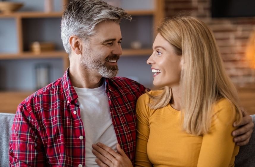 Lailahaillallah Al Malikul Haqqul Mubin Wazifa for Husband