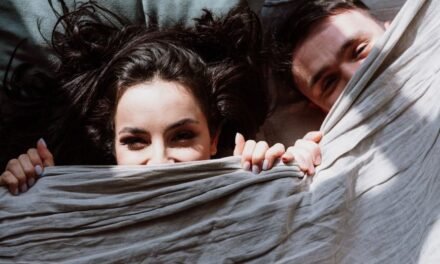 Surah Fatiha 100 Times Wazifa​ to Bring Husband Closer Overnight