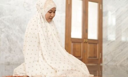 Darood Tanjeena to Remove Husband’s Bad Luck