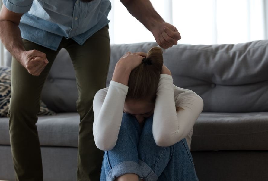 Ya Qahhar Wazifa for Husband’s Good Behavior