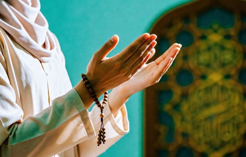 Allahumma Farrij Hammi Dua for Difficult Times